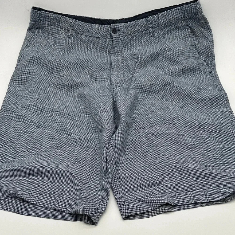 Neiman Marcus 100% Linen‎ Shorts Men's Size 42 in Blue Flat Front